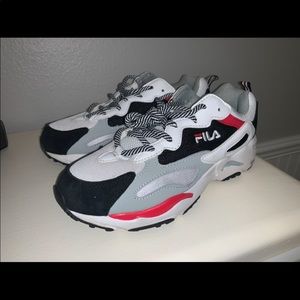 Women’s Fila shoes:)